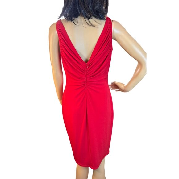 Enchante Sleeveless Red Ruched Evening Dress Size 12 - Picture 4 of 9